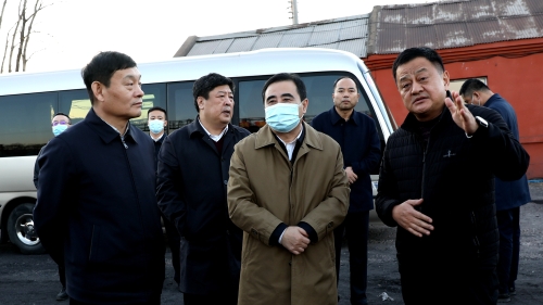 20211021  王智奎在双矿调研02 张宪臣摄