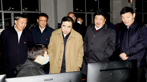 20211021  王智奎在双矿调研03 张宪臣摄