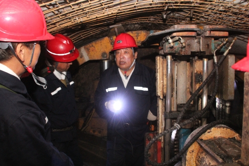 9.27三季度 宫延明在东荣三矿