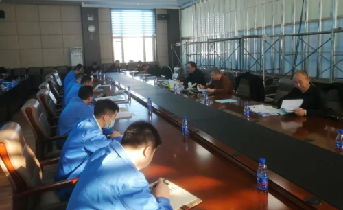 11月20日,公司采掘生产服务组到东荣二矿指导服务 11月20日,公司采掘生产服务组到东荣二矿指导服务