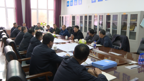 64011月21日,公司党委书记、董事长宫延明到东保卫矿调研检查工作时强调 64011月21日,公司党委书记、董事长宫延明到东保卫矿调研检查工作时强调